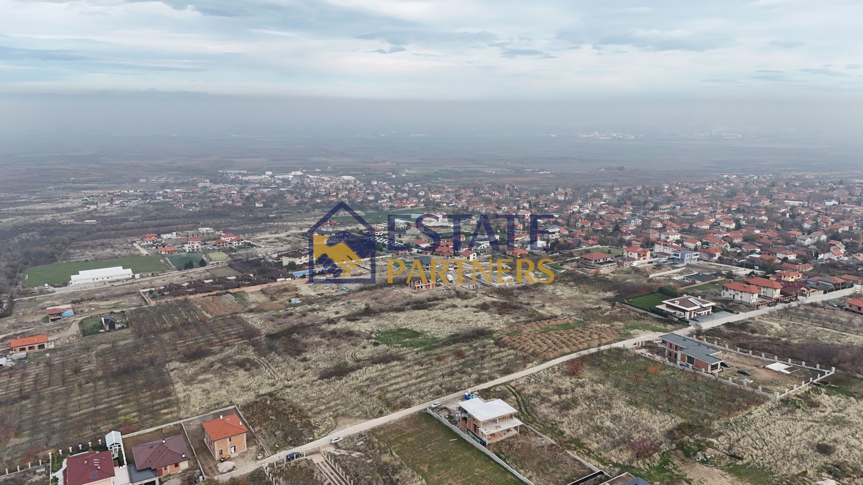 ПАРЦЕЛИ В С. БРЕСТНИК - 0