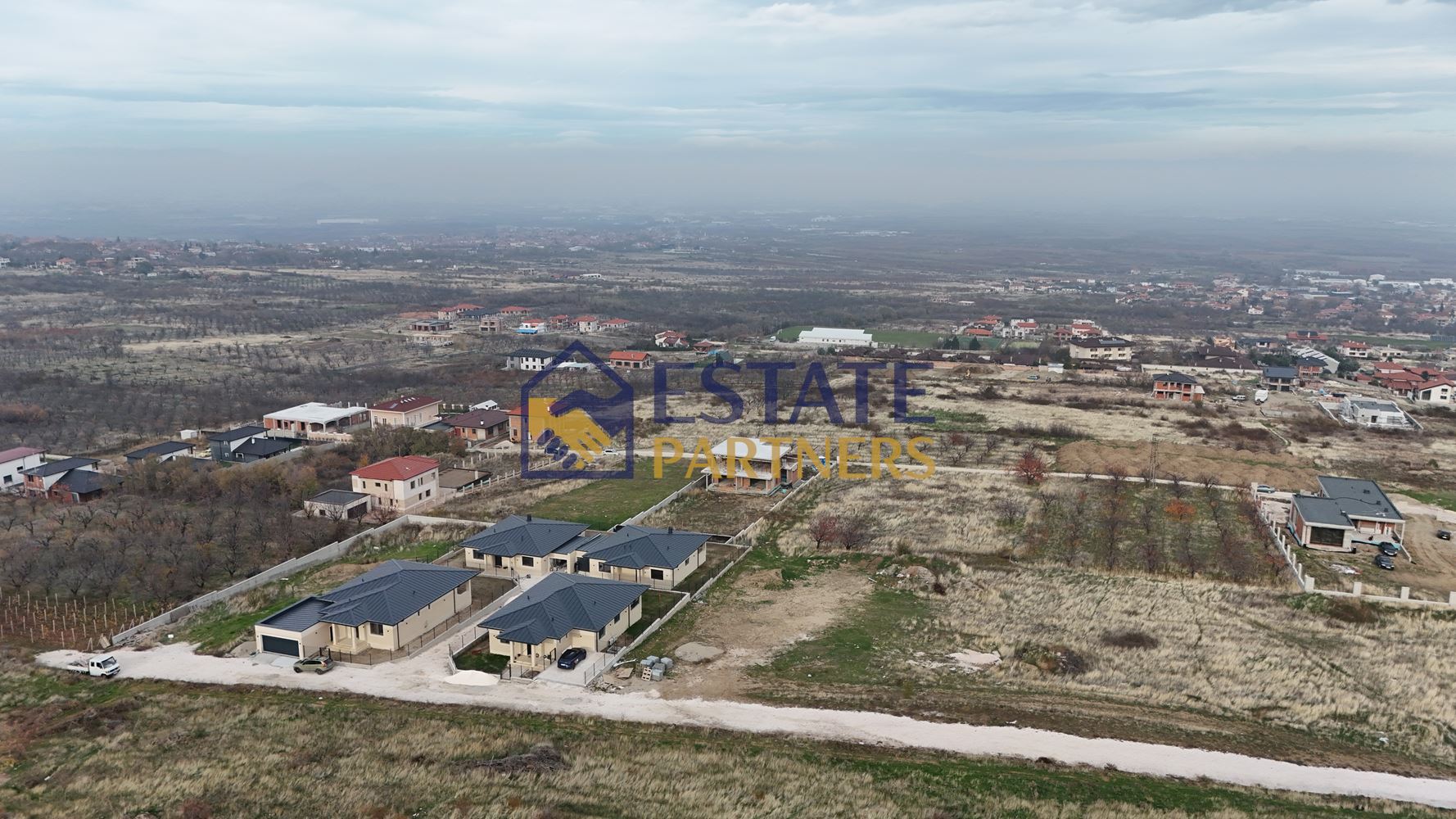 ПАРЦЕЛИ В С. БРЕСТНИК - 0