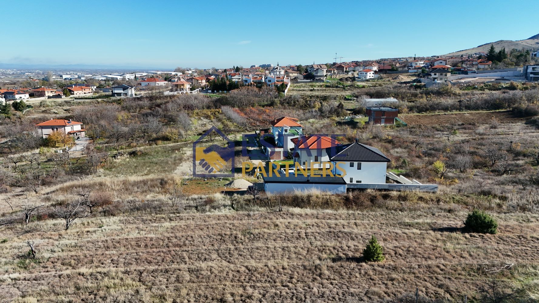 Парцел 586 кв.м, с. Марково, м. Кону дере - 0