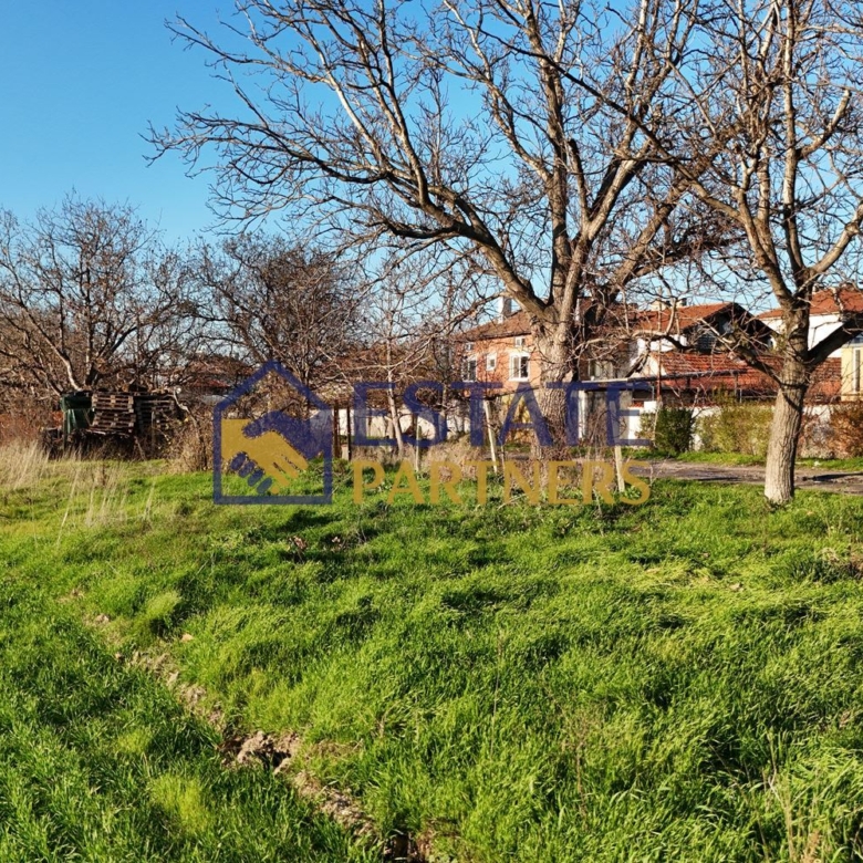 Парцел с отлична локация до къщи – с. Крумово, м. Бахчите - 0