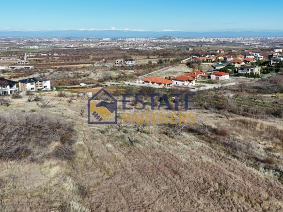 Парцел 586 кв.м, с. Марково, м. Кону дере - 0