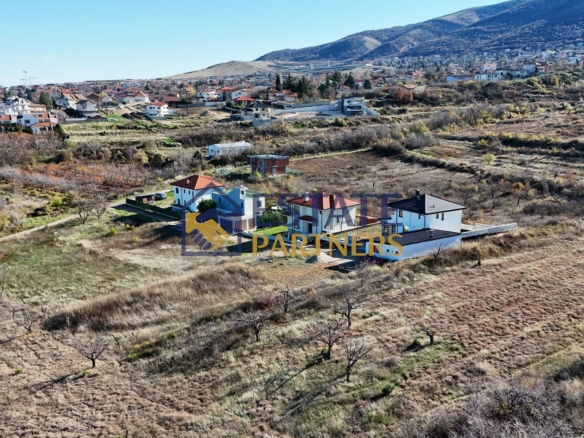 Парцел 751 кв.м, с. Марково, м. Кону дере - 0
