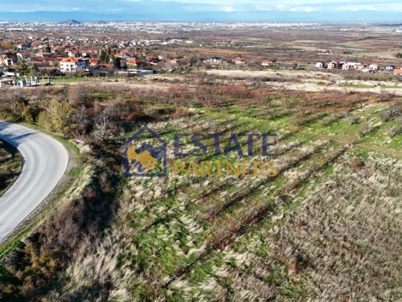 Парцели с лице на главен път Куклен – Брестник - 0