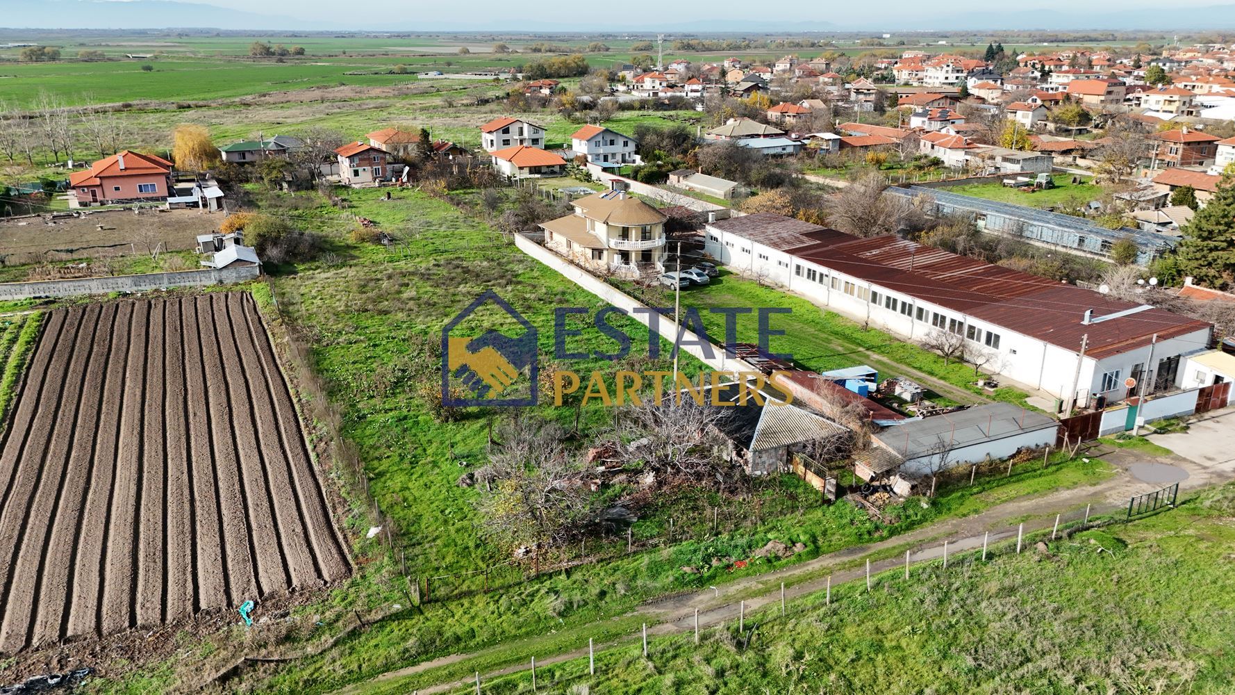 Парцел за жилищно строителство в с. Радиново - 0