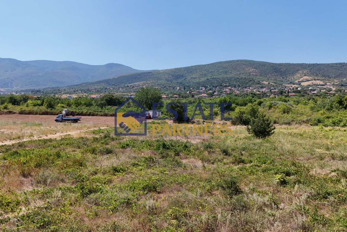 Ексклузивно от Estate Partners – УПИ за къща в с. Брестник - 0